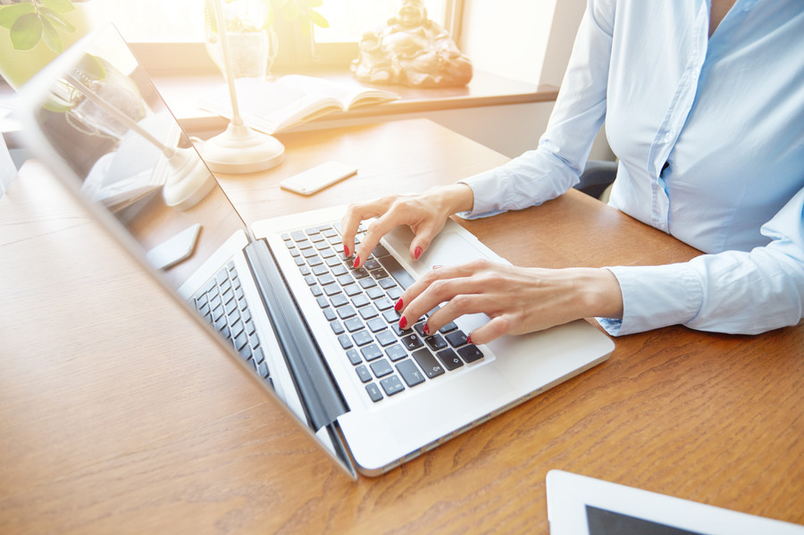 深圳交通事故赔偿律师解读：借车出事故赔偿的那些事儿