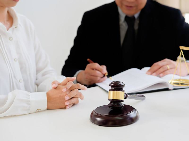 深圳交通事故诉讼律师解读：如何确定交通事故诉讼中的误工费标准